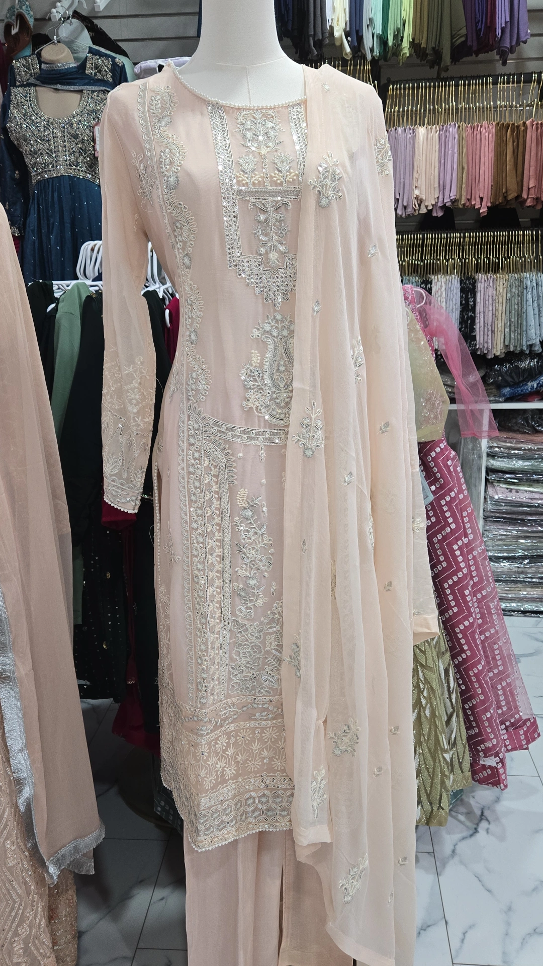 Chiffon Pink Partywear Kameez