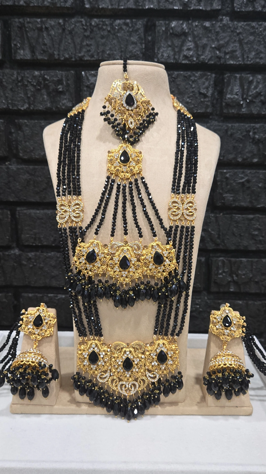 Black Semi Bridal Mala Set