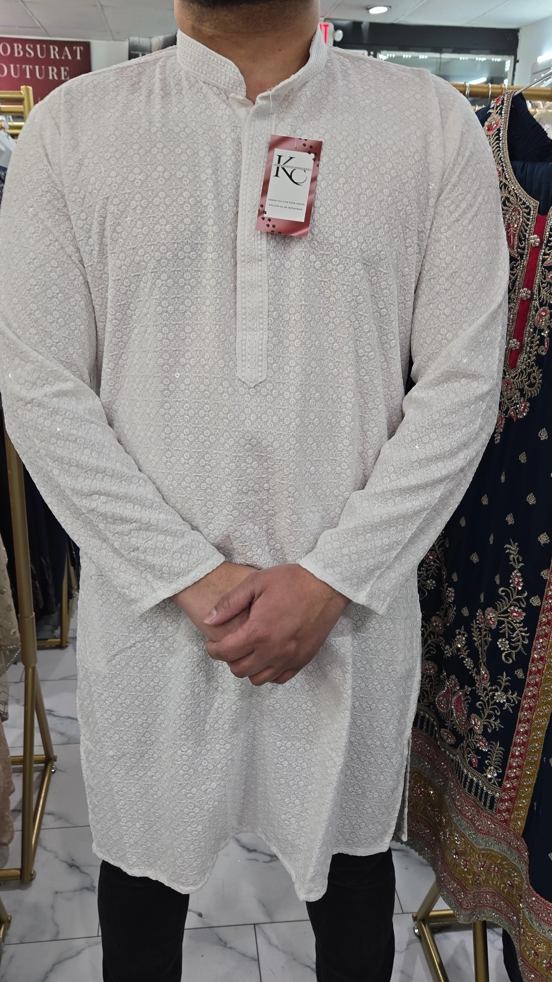 Mens White Chikankari Panjabi KC418