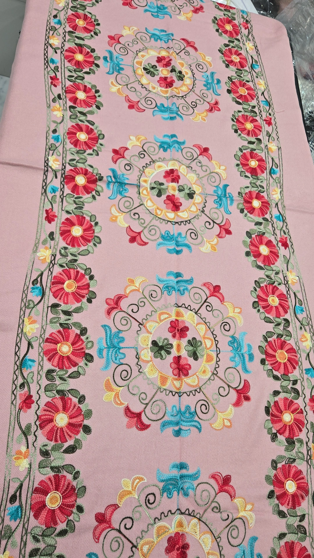 Floral Cashmere Shawl KC600