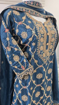 Alternative view of Blue Heavy Partywear Lehenga KC886