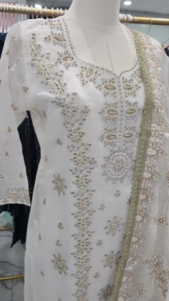 Alternative view of White Partywear KC908