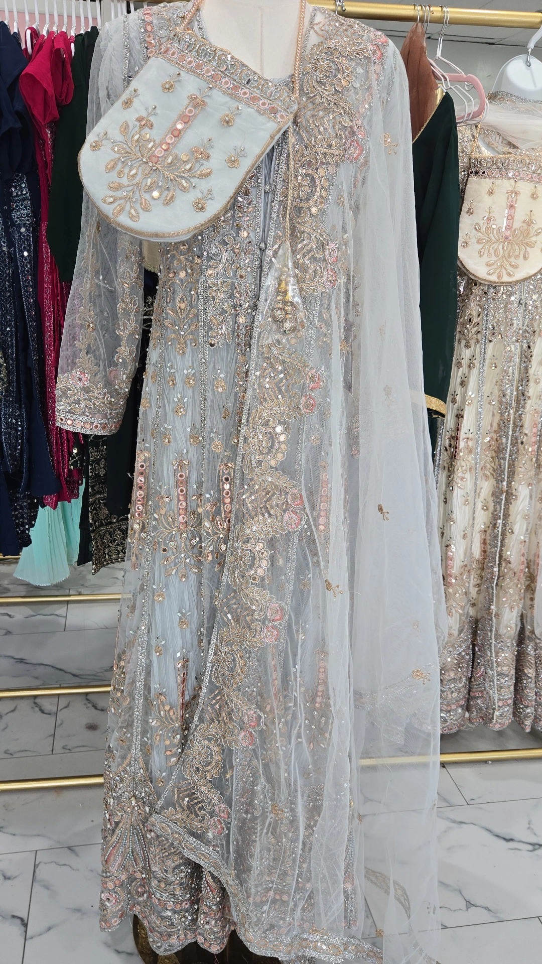 Gown KC1015