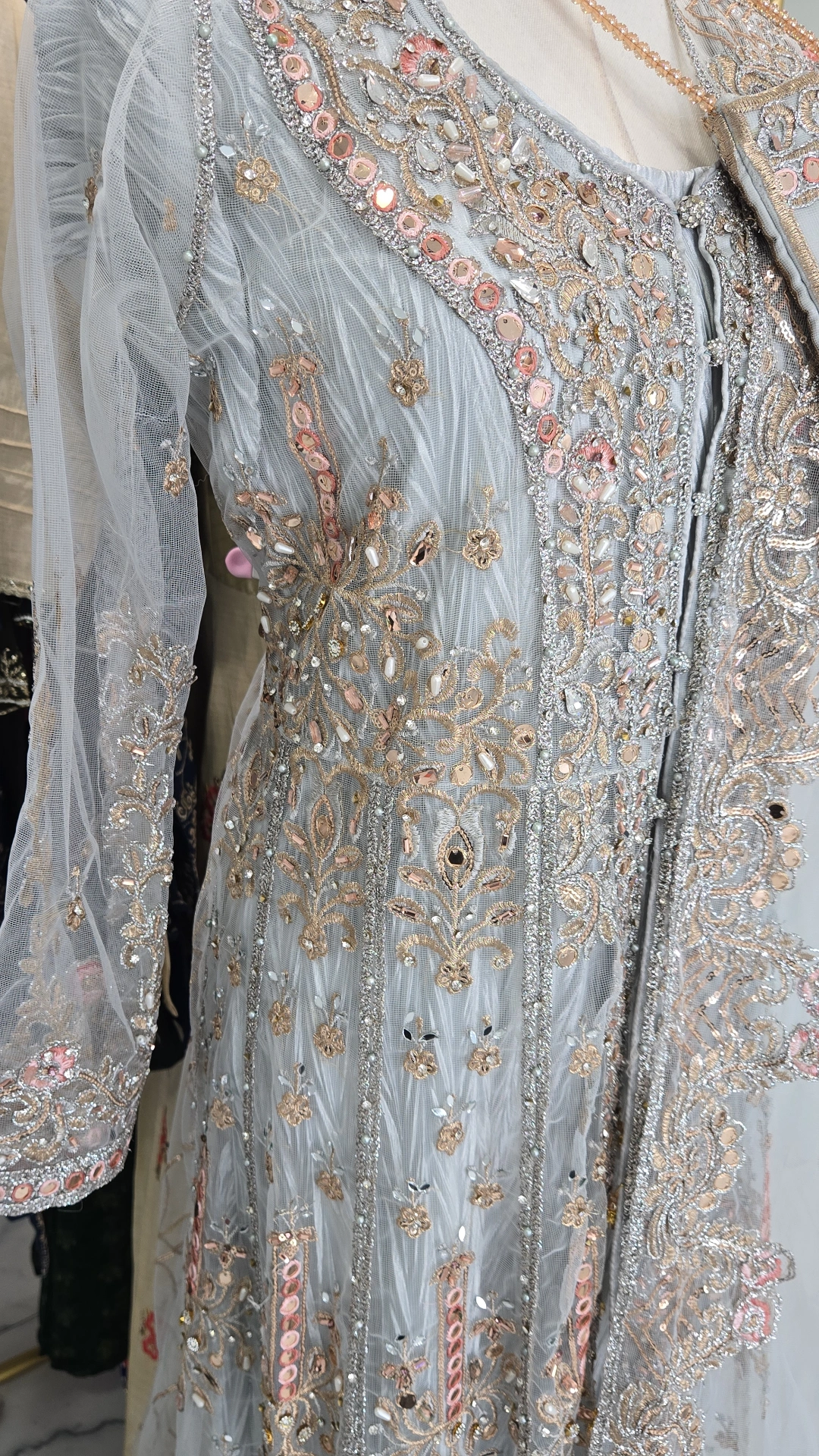 Gown KC1015 - Image 2